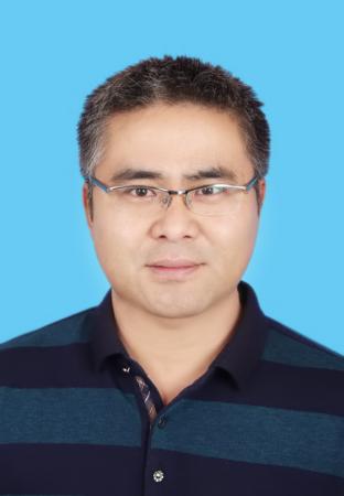 谢延龙 蓝底大头照 412901197306182034